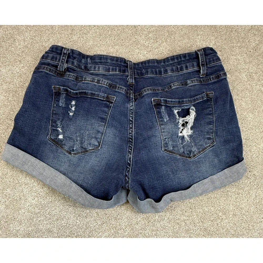 KanCan Boyfriend Destroyed Cuffed Stretch Jean Shorts Women's Jr Size 13/30 - Picture 5 of 5